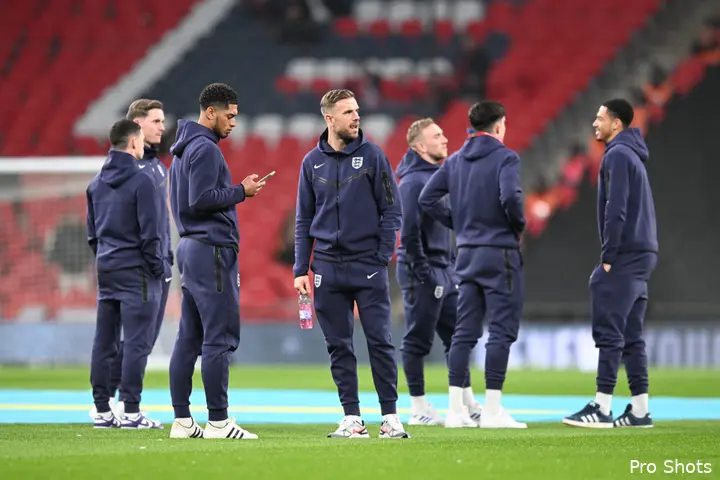 Jordan Henderson voorafgaand aan Engeland - Albanië.&nbsp;