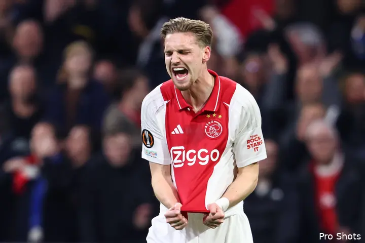 kenneth taylor ajax eintracht frankfurt 24 25