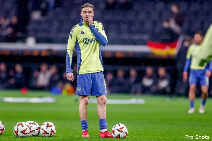 kenneth taylor eintracht frankfurt ajax 24 25