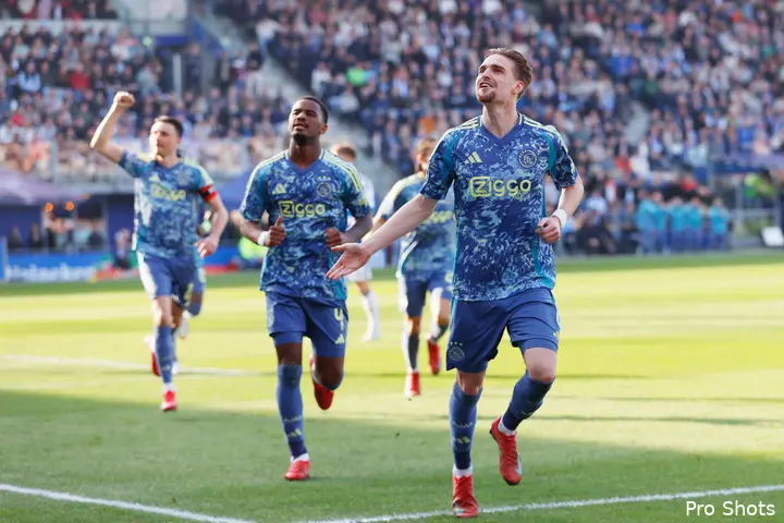 kenneth taylor pec zwolle ajax 24 25