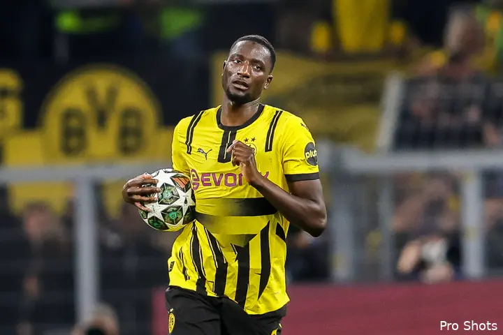 Serhou Guirassy verzorgde donderdagavond een hattrick tijdens Borussia Dortmund - FC Barcelona, maar daarmee kreeg hij de Spaanse ploeg nog altijd niet voldoende aan het wankelen.