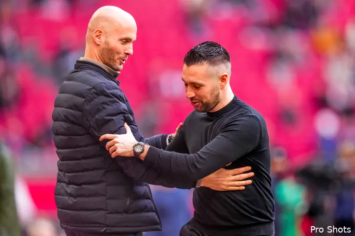 Francesco Farioli en Paul Simonis kwamen elkaar tijdens het afgelopen seizoen nog tegen tijdens de confrontaties tussen Ajax en Go Ahead Eagles.
