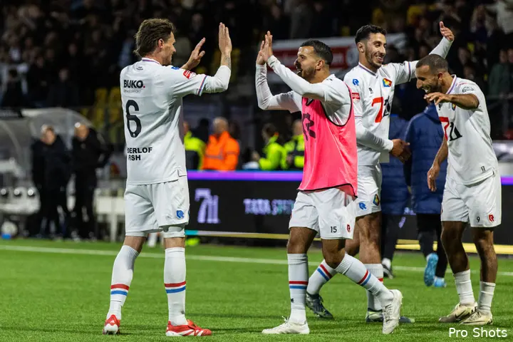 Het was vrijdagavond feest in Velsen-Zuid nadat Danny Bakker 'zijn' Telstar naar de zege had geschoten.
