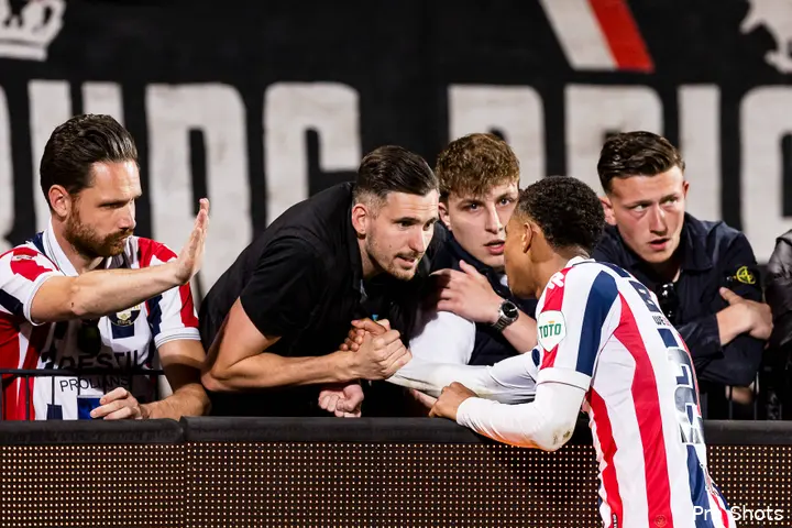 Willem II kan zich na vrijdagavond definitief niet meer rechtstreeks handhaven in de Eredivisie.
