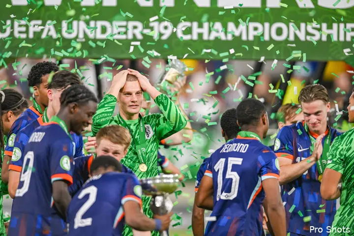 heerkens oranje onder 19