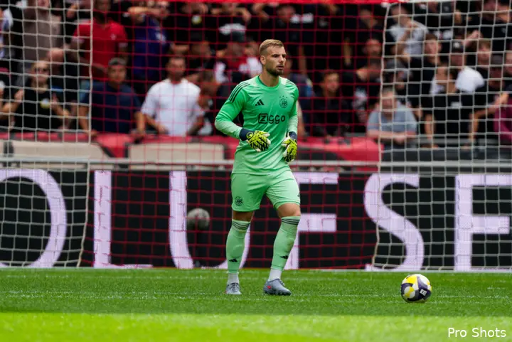 vitezslav-jaros-ajax-monaco-25-26