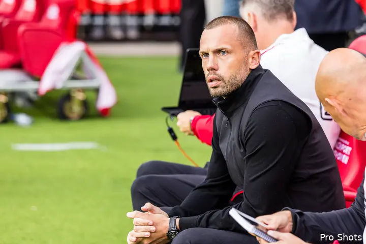 john-heitinga-psv-ajax-25-26