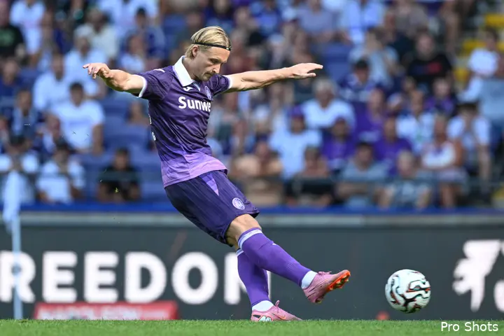 kasper-dolberg-anderlecht