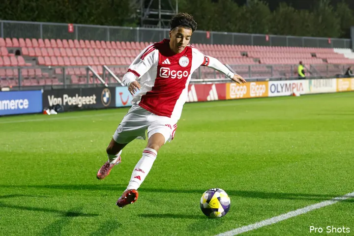 rayane-bounida-jong-ajax-ado-den-haag-25-26