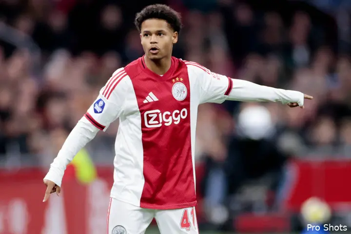 gerald-alders-ajax-az-25-26