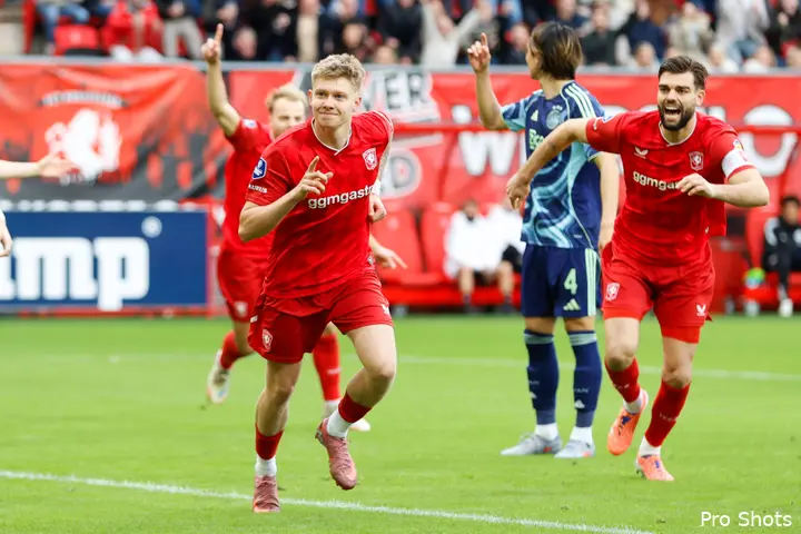 kristian-hlynsson-fc-twente-ajax-25-26