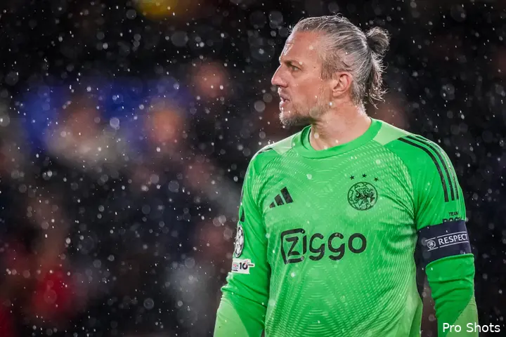 remko-pasveer-chelsea-ajax-25-26
