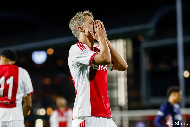 Sean Steur Jong Ajax Jong PSV