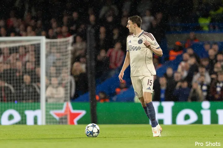 youri-baas-chelsea-ajax-25-26