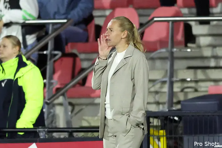 anouk-bruil-ajax-vrouwen-25-26