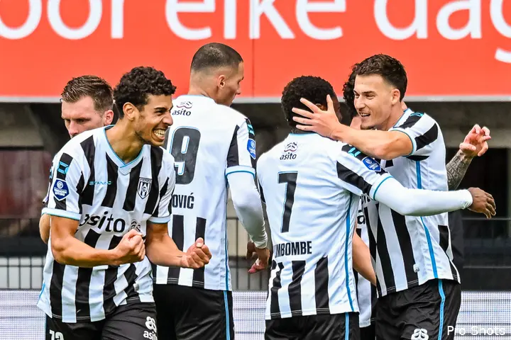 heracles-almelo-pec-zwolle-25-26