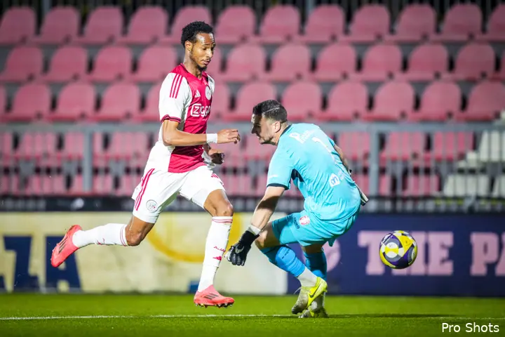 Jong Ajax FC Dordrecht Kayden Wolff Tim Coremans