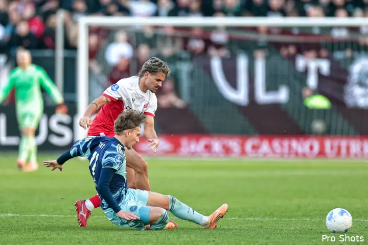 mika-godts-utrecht-ajax-25-26