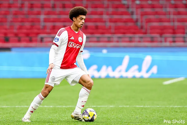 aaron-bouwman-ajax-groningen-25-26