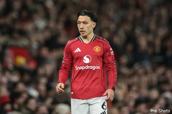 lisandro-martinez-manchester-united-25-26