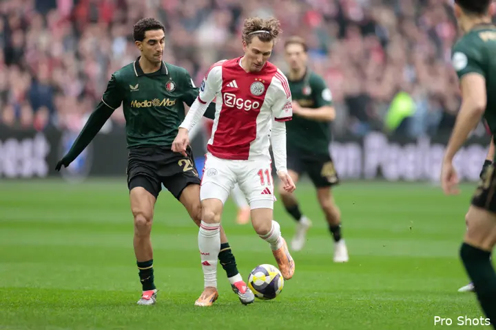 mika-godts-ajax-feyenoord-25-26