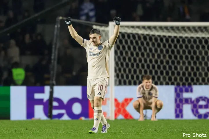 oscar-gloukh-qarabag-ajax-25-26