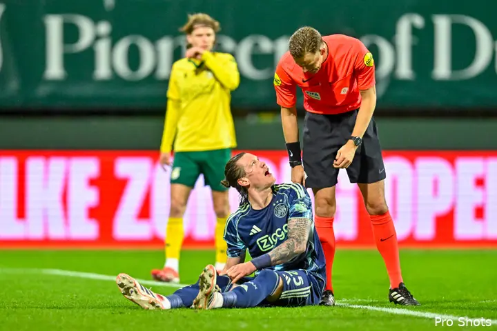 wout-weghorst-fortuna-sittard-ajax-25-26