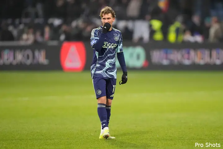 mika-godts-telstar-ajax-25-26
