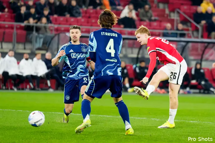 regeer-itakura-smit-az-ajax-25-26