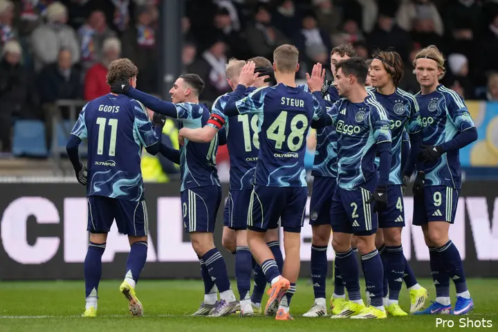 telstar-ajax-25-26
