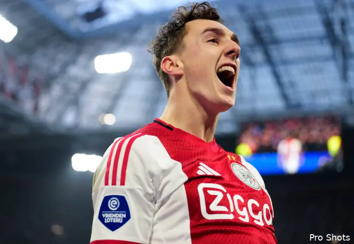 youri-baas-ajax-fc-volendam-25-26