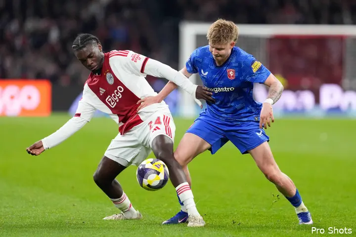 Ajax Showtime Jorthy Mokio