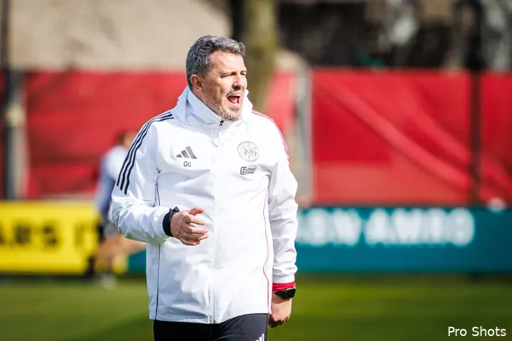 Ajax Showtime Óscar García