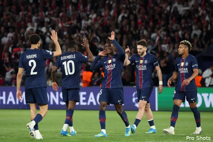 Ajax Showtime Paris Saint-Germain