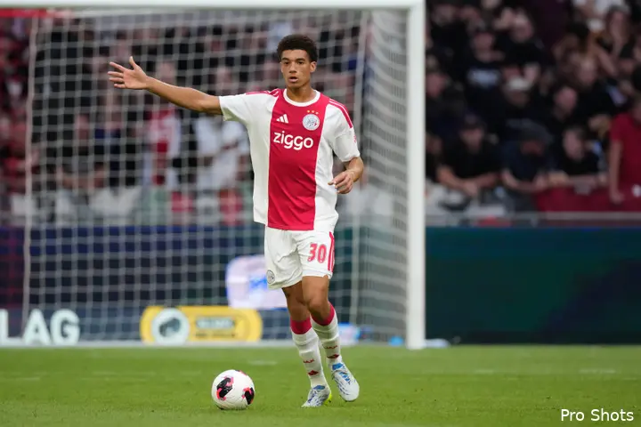 Ajax Showtime Aaron Bouwman