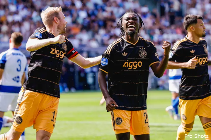 Ajax Showtime Davy Klaassen Jorthy Mokio Marcos Leonardo