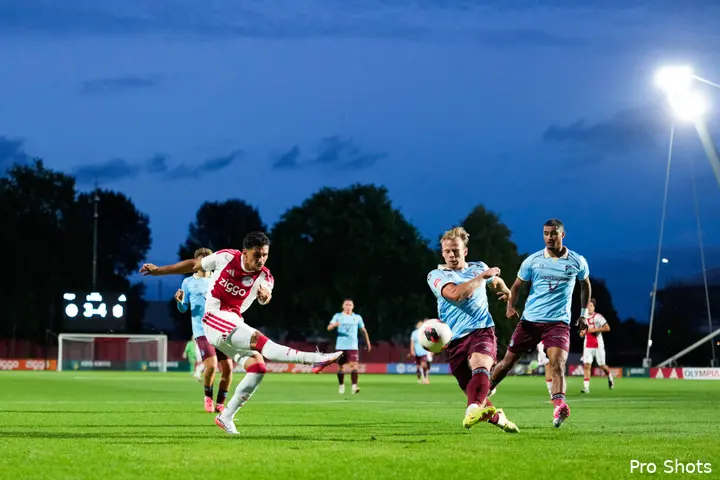Emre Unuvar Ajax Showtime