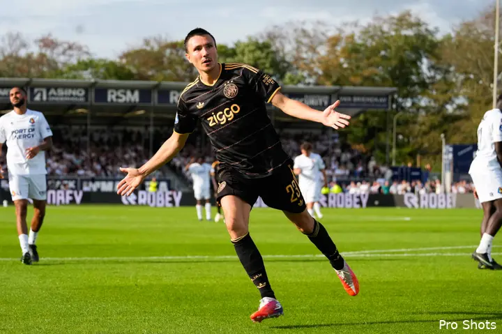 Ajax Showtime Steven Berghuis