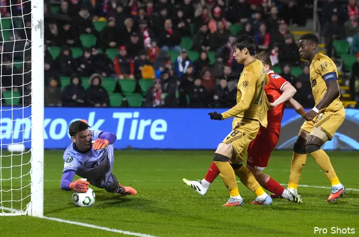 Ajax Showtime Wessel Speel Shelbourne FC Crystal Palace
