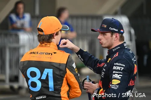 <i>Piastri heeft volgens Windsor goed opgelet bij een lesje 'Maxplaining'.</i>