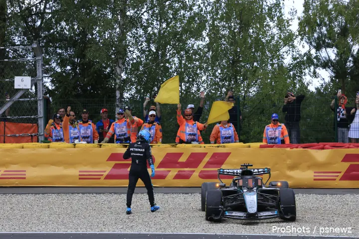 crash-george-russell-ferrari-belgië-2