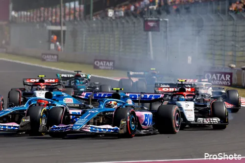 <i>Moments before disaster voor Pierre Gasly en Esteban Ocon</i>