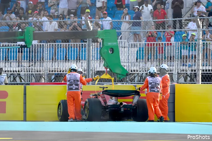 <i>Charles Leclerc kende twee vervelende uitstapjes richting de muur bij bocht 6.&nbsp;</i>