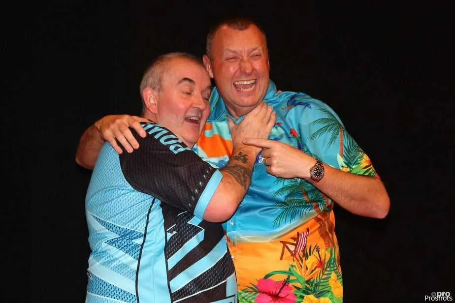 Phil Taylor Wayne Mardle World Darts Gala scaled