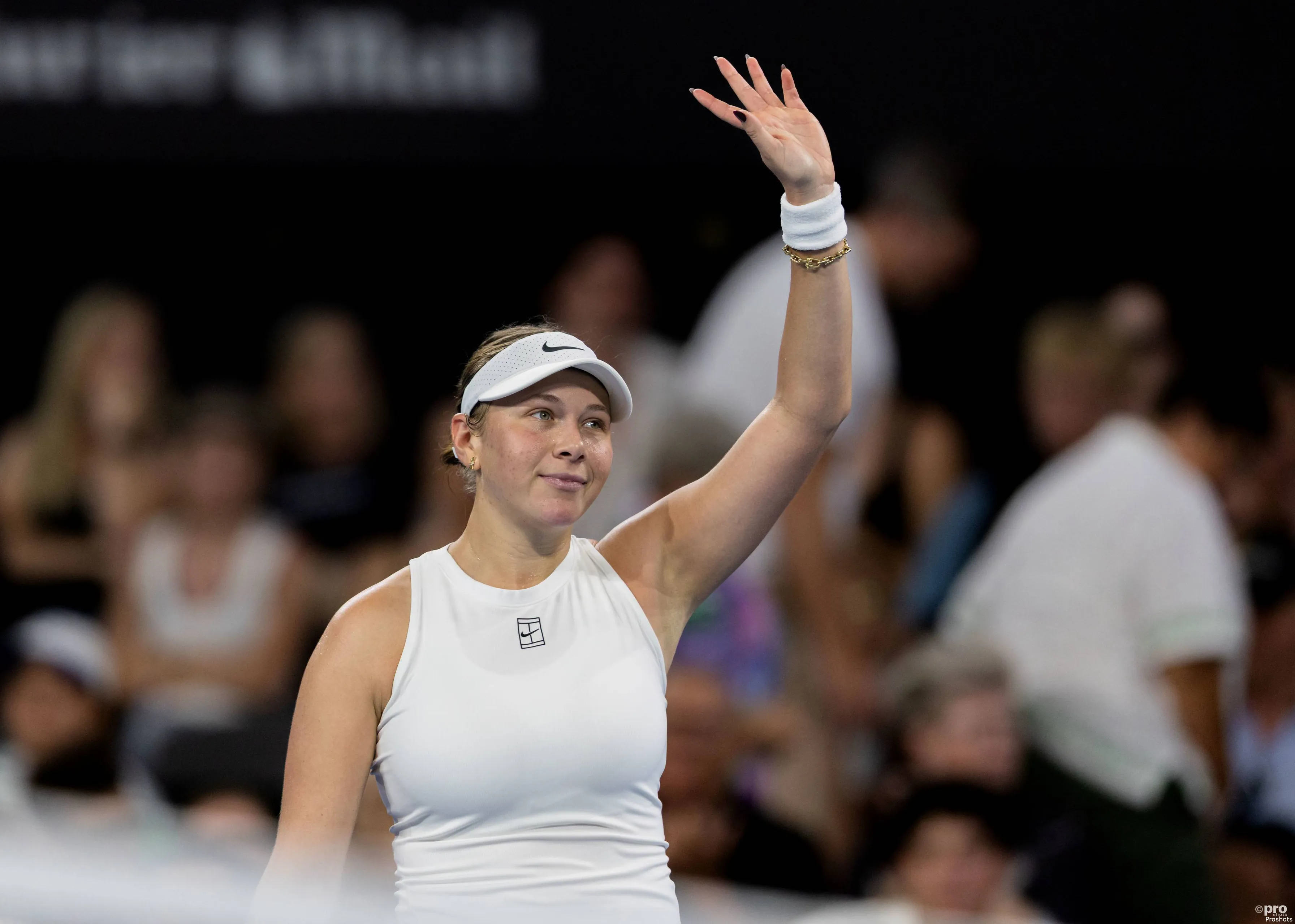 Anisimova waves after win