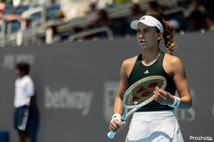 Iva Jovic auf dem Court in Cincinnati