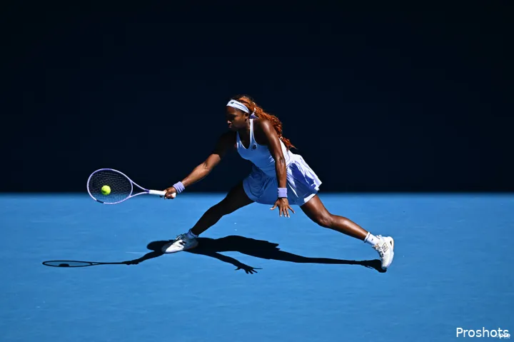 Gauff im Ausfallschritt.