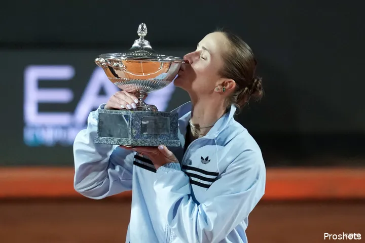 Svitolina lifts title