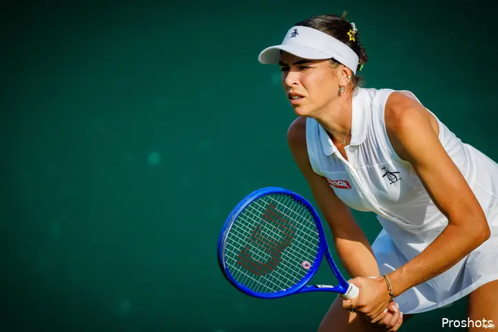 Ajla Tomljanovic at Wimbledon readying to return