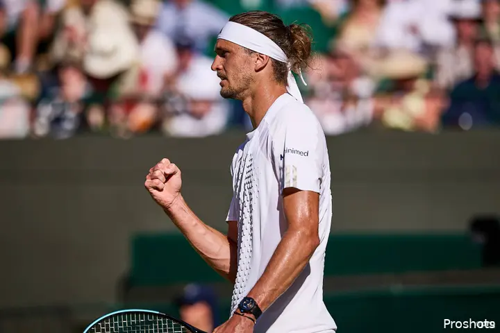 Alexander Zverev fist pumping